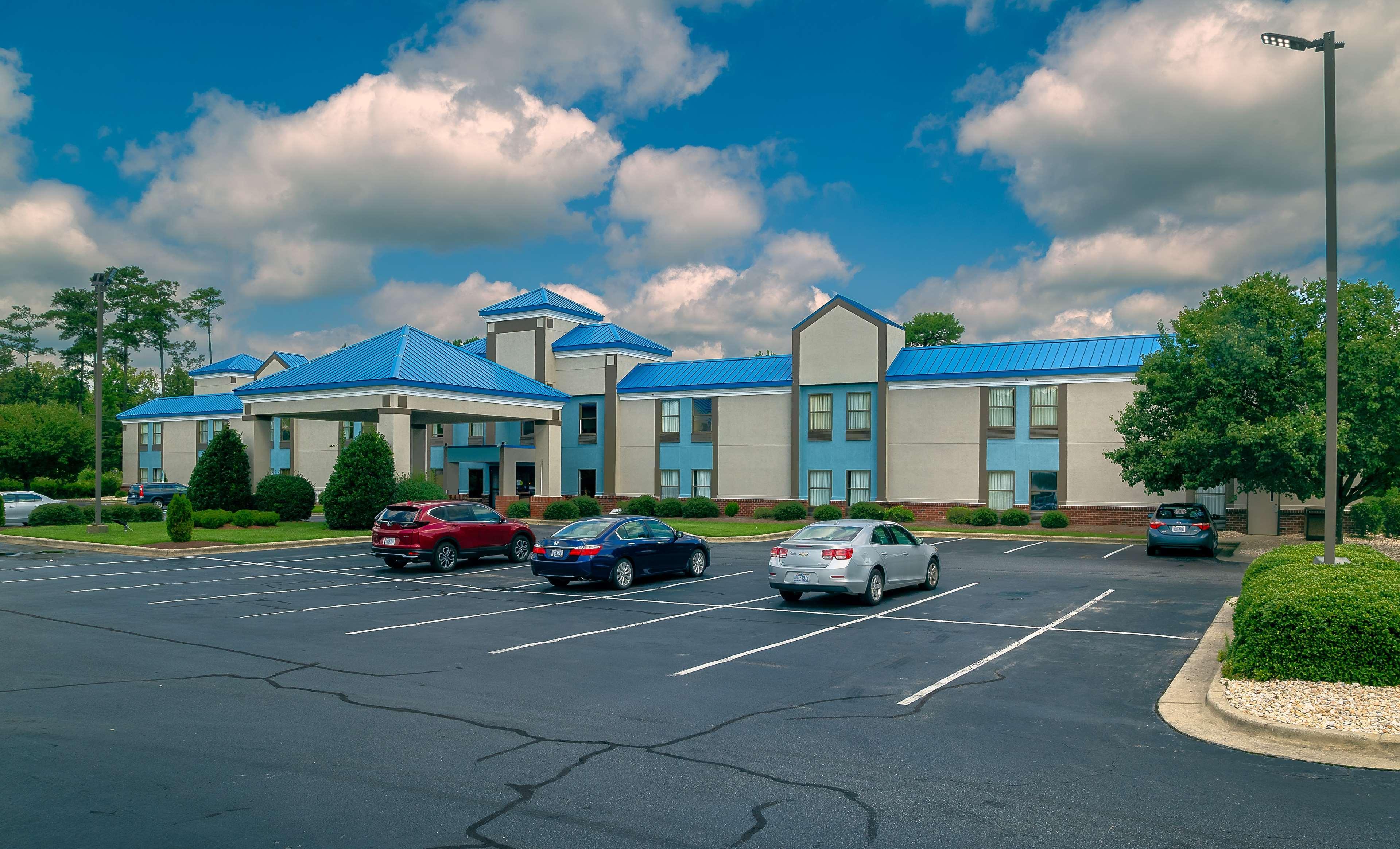 Surestay Plus Hotel Tarboro Exterior photo