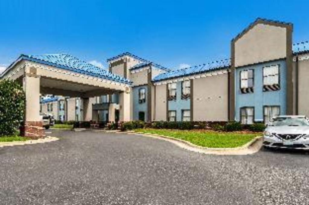 Surestay Plus Hotel Tarboro Exterior photo