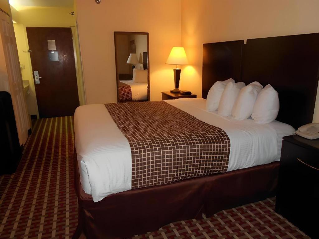 Surestay Plus Hotel Tarboro Exterior photo