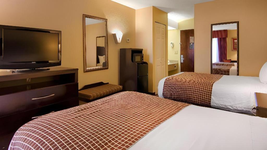 Surestay Plus Hotel Tarboro Exterior photo